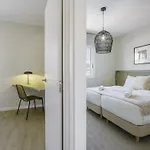 아파트 Spaces Mediterranean Penthouse 시체스