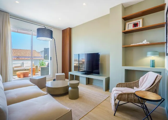 公寓 Spaces Mediterranean Penthouse 锡切斯